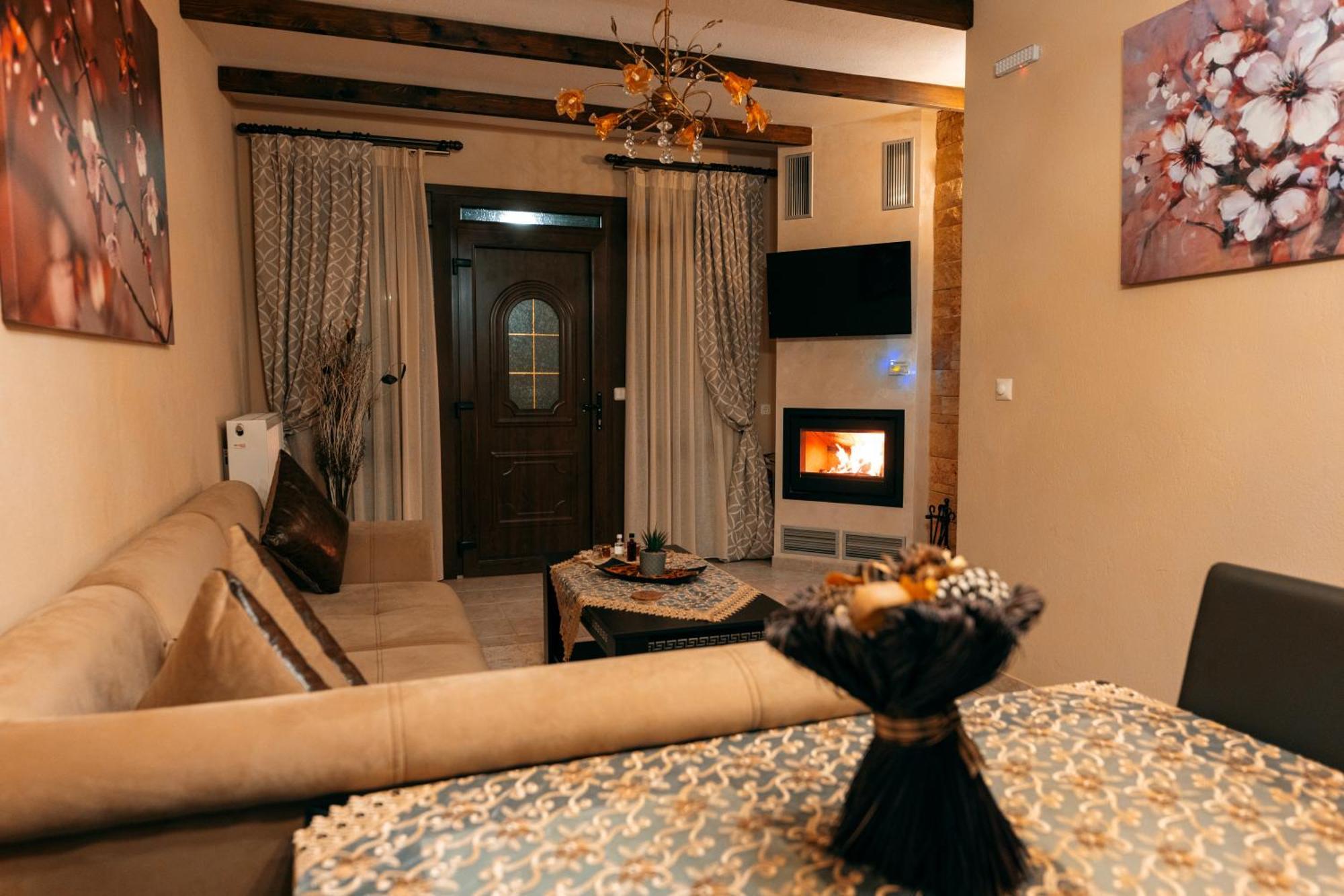 Villa Lirtzis *