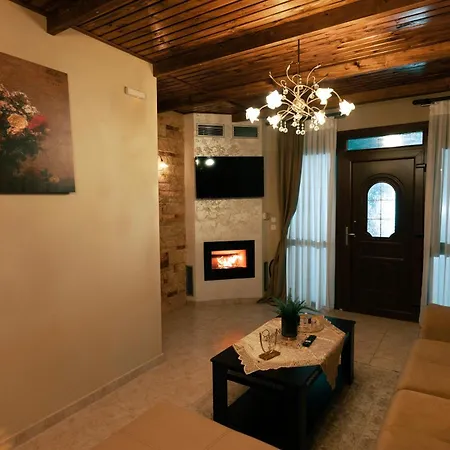 Villas Lirtzis Taxiarkhis  Exterior photo