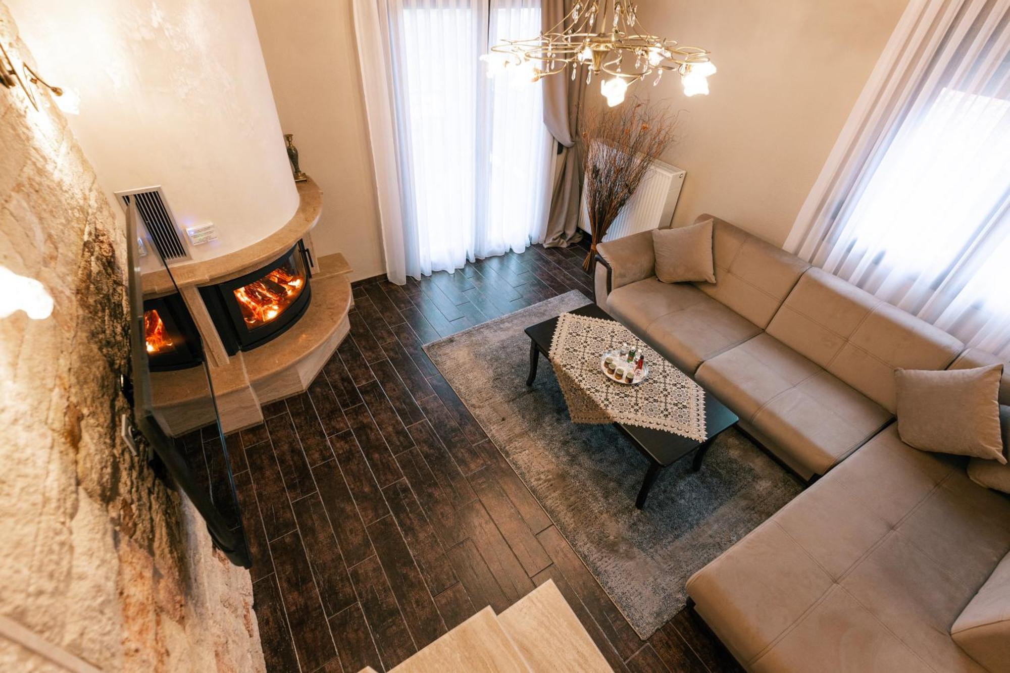 Villa Lirtzis *